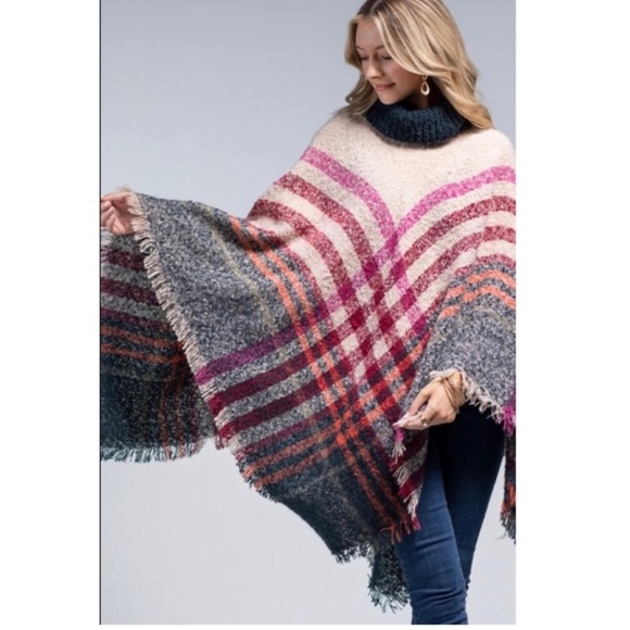 NEW Tara Cozy Boho Plaid Turtleneck Pullover Poncho Fringe - Picture 8 of 14